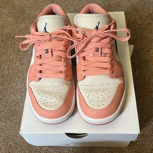 Women’s air Jordan 1 low